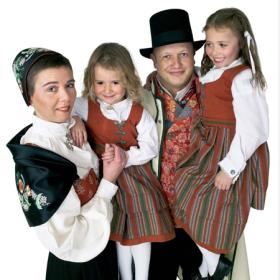 Østfoldbunadene